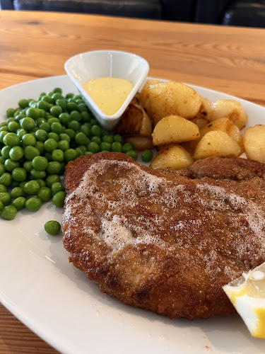 Vierli Kafeteria - Gastronomi og hotellvirksomhet