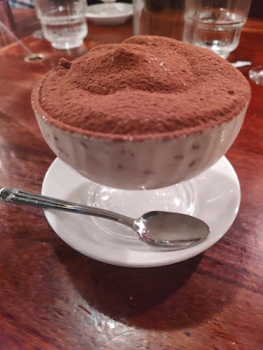 Comentarii opinii despre Casa Inferno