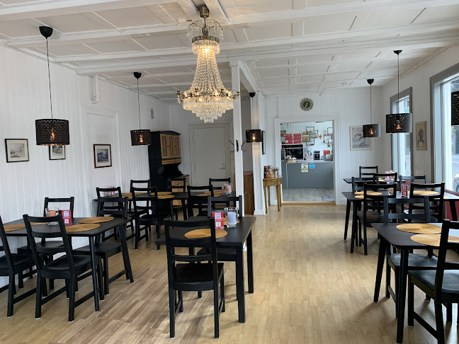 Pretthai - Gastronomi og hotellvirksomhet