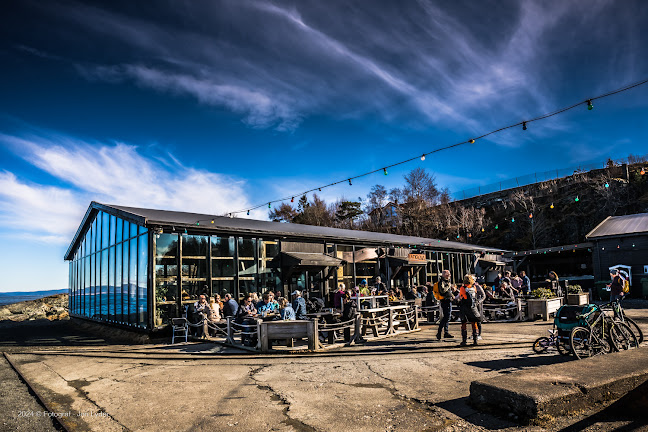 Ladekaia - Gastronomi og hotellvirksomhet