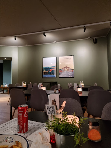 Opinii despre Trønderburger în Trondheim - Gastronomi og hotellvirksomhet