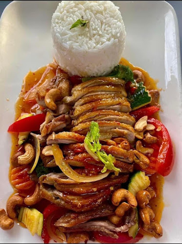 Comentarii opinii despre Evys gatekjøkken - Thaimat - Catering - take away