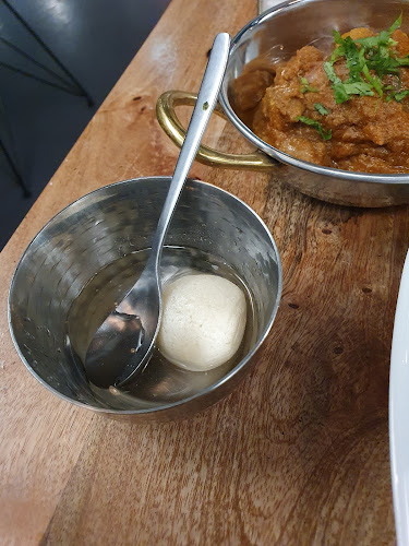 Made in India by Aahar(MII)- Indisk Take Away & Hjemlevering indisk restaurant i Oslo - Gastronomi og hotellvirksomhet