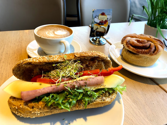 Opinii despre Baker Hansen Hasle Torg în Oslo - Gastronomi og hotellvirksomhet