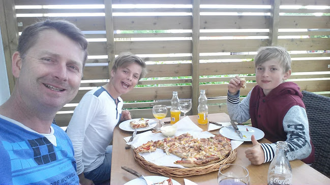 Ra Pizza AS - Gastronomi og hotellvirksomhet