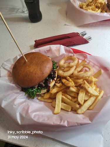 Freddy's Diner - Gastronomi og hotellvirksomhet