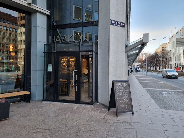 Restaurant Haakon - Gastronomi og hotellvirksomhet