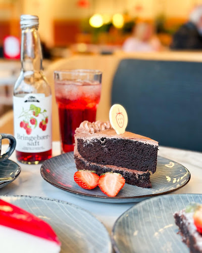 Comentarii opinii despre Jordbærpikene Trondheim Torg