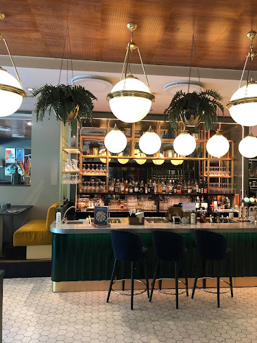 Storm Brasserie & Bar