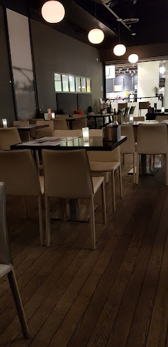 Opinii despre MM Café & Bar Oasen Karmsund în Karmsund - Gastronomi og hotellvirksomhet