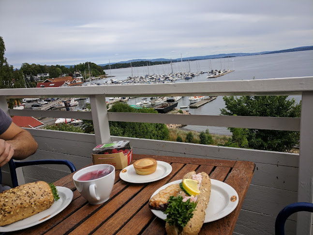 Opinii despre Cafe Oscar în Vollen - Gastronomi og hotellvirksomhet