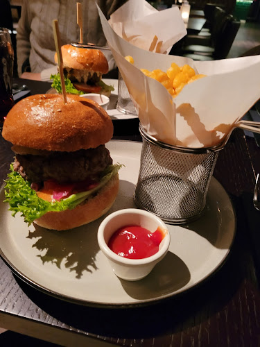 Opinii despre Eger & Co. în Hønefoss - Gastronomi og hotellvirksomhet