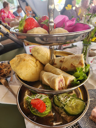 Fjordgløtt kafé og landhandel - Eina