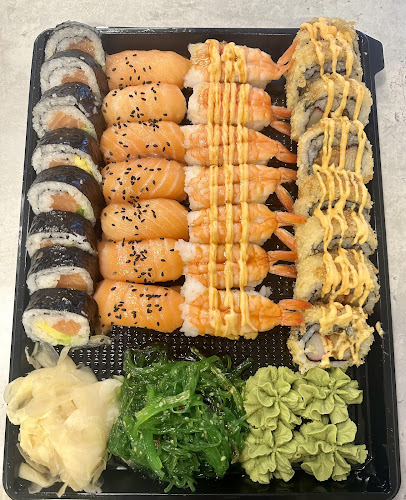 Moni Thaimat - Gastronomi og hotellvirksomhet