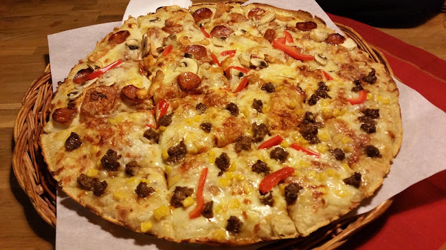 Pizzahuset - Gastronomi og hotellvirksomhet