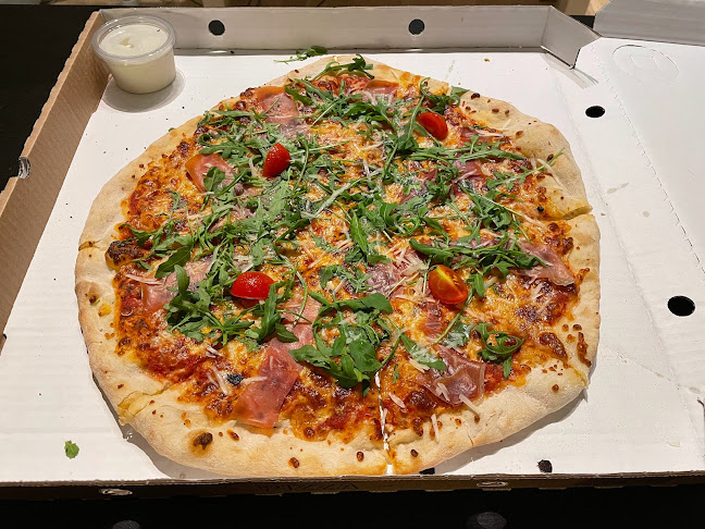 Pizza Plutselig - Gastronomi og hotellvirksomhet