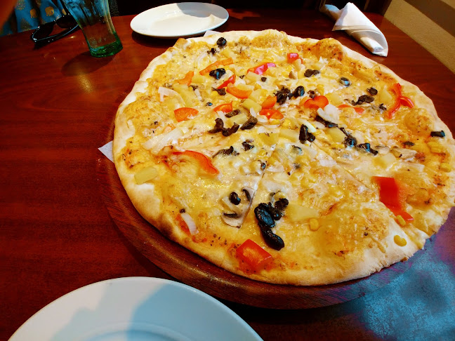 Orion Pizza og Restaurant - Gastronomi og hotellvirksomhet