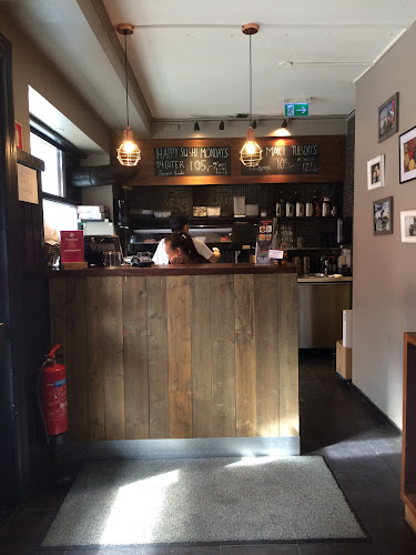 Bamboo -Sagene - Gastronomi og hotellvirksomhet