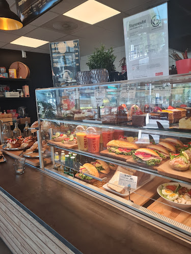 Opinii despre Stasjonscafe'n în Heimdal - Gastronomi og hotellvirksomhet