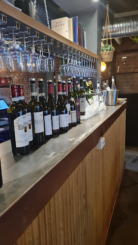 Opinii despre In Vino Veritas - Vinbar og Restaurant în Drammen - Gastronomi og hotellvirksomhet