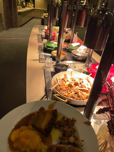 ROAST Restaurant & Bar