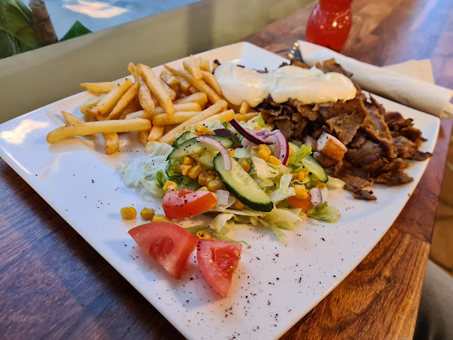 Comentarii opinii despre Golden kebab