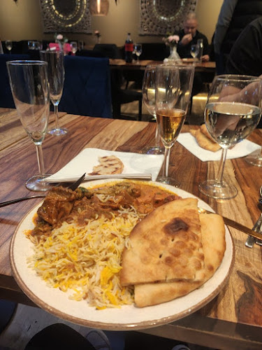 Comentarii opinii despre Monal restaurant