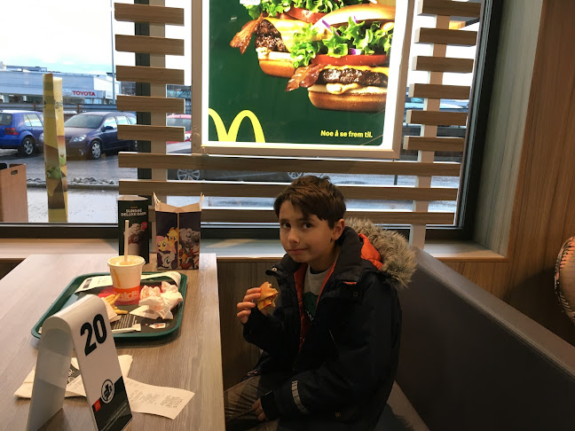 Opinii despre McDonald's Roseby în Molde - Gastronomi og hotellvirksomhet