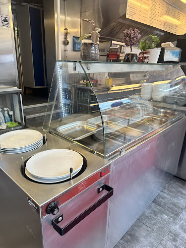 Lahori Dera Tandoori - Gastronomi og hotellvirksomhet