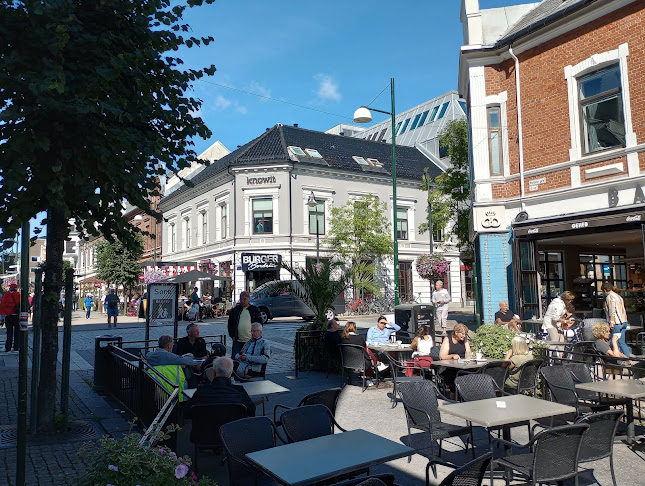 Comentarii opinii despre Burger Bordello