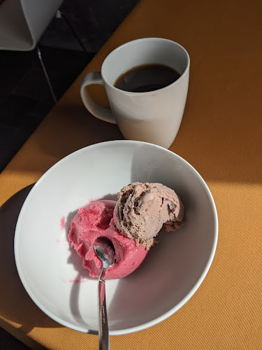 Himmelblå Brygge AS - Gastronomi og hotellvirksomhet