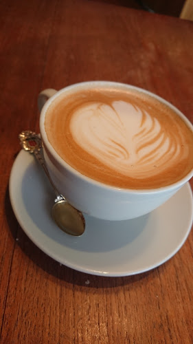 Comentarii opinii despre Kaffe og Thespesialen AS