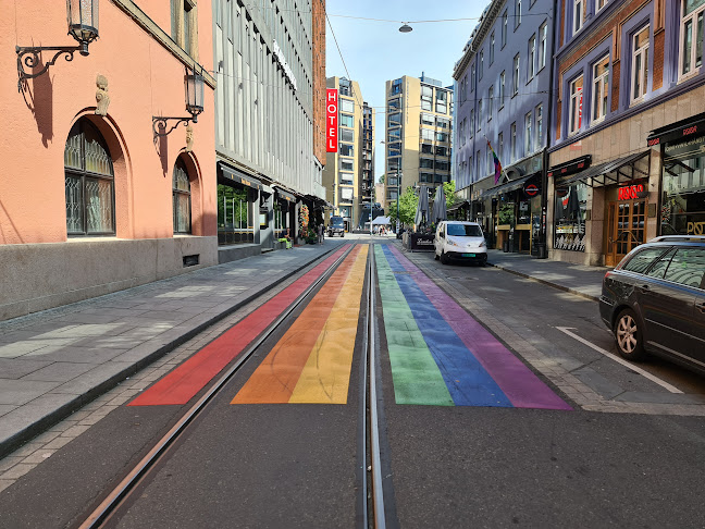 Comentarii opinii despre RØØR