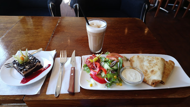 Let’s Eat Deli Ålesund