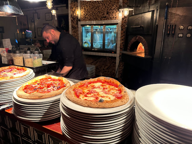 Casa Inferno - Gastronomi og hotellvirksomhet