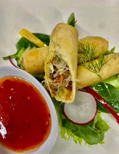 Opinii despre Evys gatekjøkken - Thaimat - Catering - take away în Loddefjord - Gastronomi og hotellvirksomhet