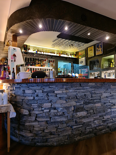 Bakeriet Pub og Kafe - Gastronomi og hotellvirksomhet