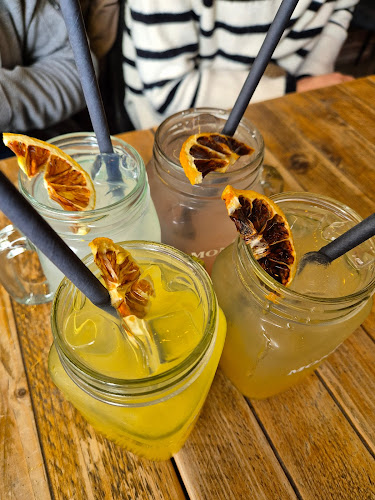 Opinii despre San Francisco Bread Bowl în Oslo - Gastronomi og hotellvirksomhet