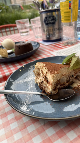 Opinii despre Mamma Pizza Vika Osteria di Mare în Oslo - Gastronomi og hotellvirksomhet