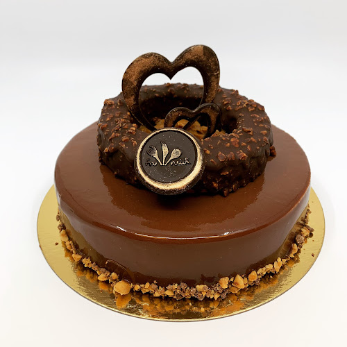 Fru Nelik - Gastronomi og hotellvirksomhet