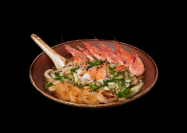 Sushi House - Gastronomi og hotellvirksomhet