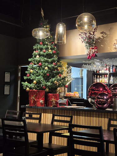 Al Forno Tasta - Gastronomi og hotellvirksomhet