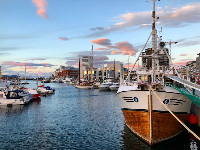 Hovda restaurant - Gastronomi og hotellvirksomhet