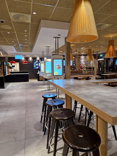 Opinii despre McDonald's Brumunddal în Brumunddal - Gastronomi og hotellvirksomhet