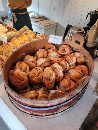 Comentarii opinii despre Hansines bakeri