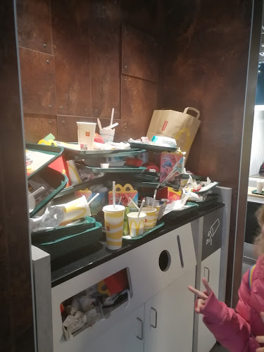 Opinii despre McDonald's Vågen în Sandnes - Gastronomi og hotellvirksomhet