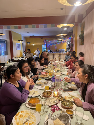 Himalayan Nepali Restaurant - Gastronomi og hotellvirksomhet