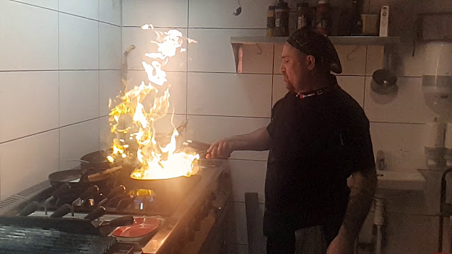 Gondol Restaurant & Bar