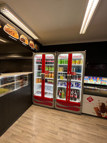 Kopervik Kebab og Iskrembar - Gastronomi og hotellvirksomhet