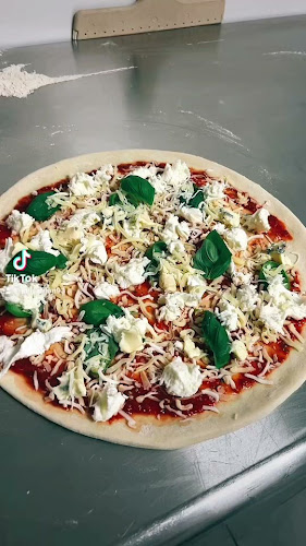 Opinii despre Campino Pizza Sandefjord & La Kokido Braoster Chicken în Sandefjord - Gastronomi og hotellvirksomhet